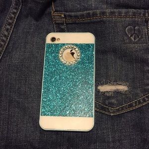 Blue and white iPhone 4 case